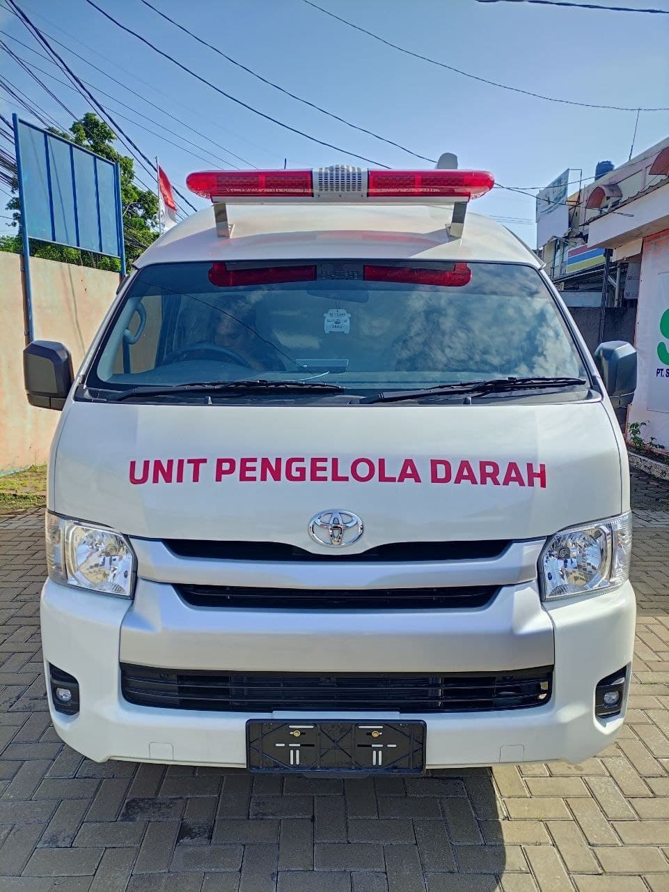 Toyota Hiace Unit Pengelola Darah 1